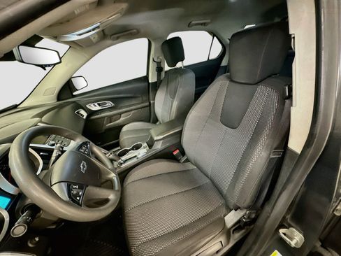 Used 2017 Chevrolet Equinox LS AWD/4WD image 13