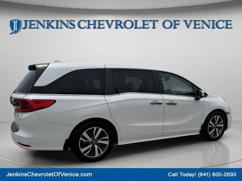 Used 2022 Honda Odyssey Touring image 4