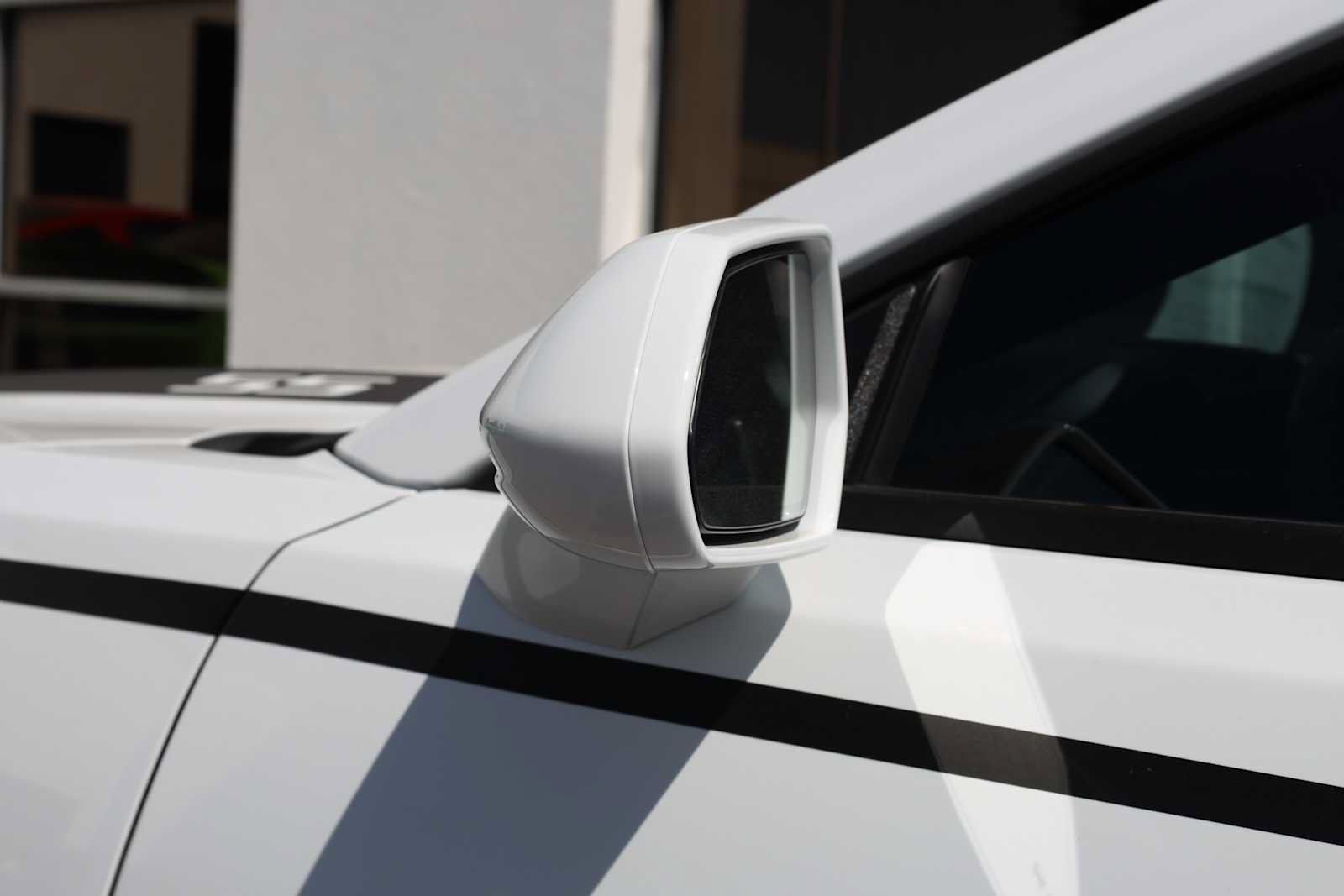 Used 2020 Chevrolet Camaro SS RWD image 39