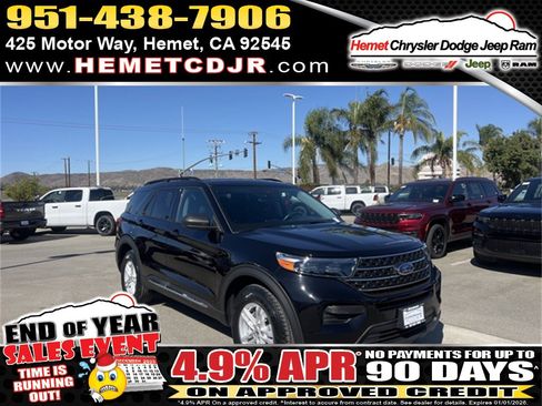 Used 2023 Ford Explorer XLT image 1