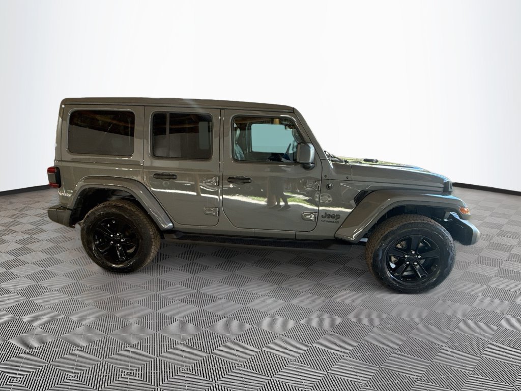 Certified 2022 Jeep Wrangler Unlimited Sahara AWD/4WD image 5