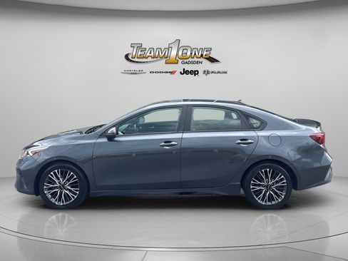 Used 2023 Kia Forte GT-Line w/ GT-Line Premium Package FWD image 5