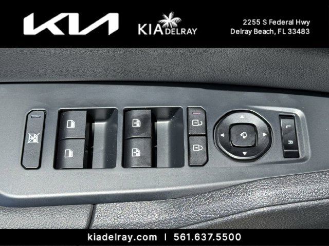 New 2026 Kia Sportage SX FWD image 16
