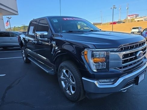 Used 2022 Ford F150 Lariat w/ Max Trailer Tow Package image 9