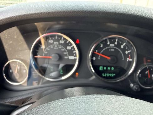 Used 2016 Jeep Wrangler Unlimited Sport image 34