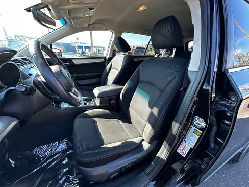 Used 2019 Subaru Outback 2.5i Premium AWD/4WD image 24