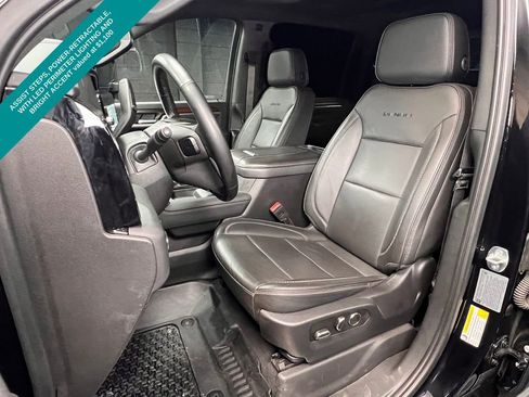 Used 2024 GMC Sierra 2500 Denali w/ Denali Reserve Package image 3