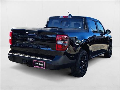 New 2025 Ford Maverick Lariat w/ Black Appearance Package image 2