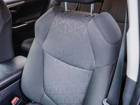 Used 2024 Toyota RAV4 XLE image 25