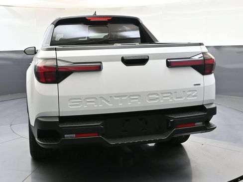 Certified 2025 Hyundai Santa Cruz SEL AWD/4WD image 4