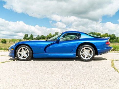 Used 1996 Dodge Viper GTS image 38