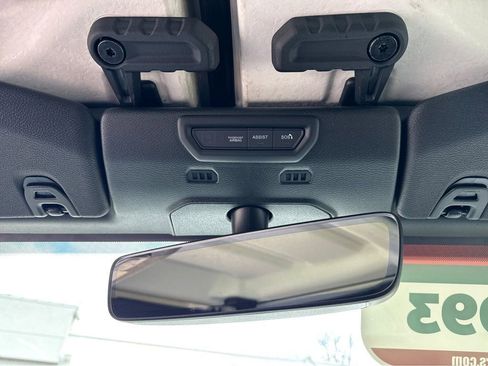 Certified 2022 Jeep Wrangler Unlimited Sahara w/ LED Lighting Group image 24