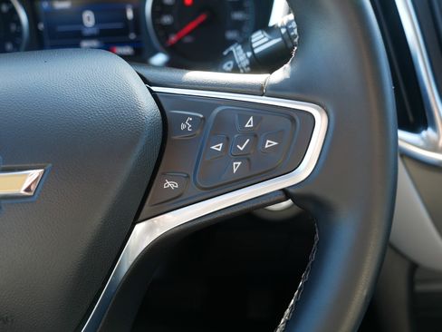 Used 2024 Chevrolet Equinox LT image 30