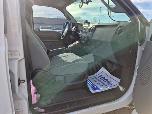 Used 2012 Ford F550 4x4 Crew Cab Super Duty w/ Payload Upgrade Pkg image 19