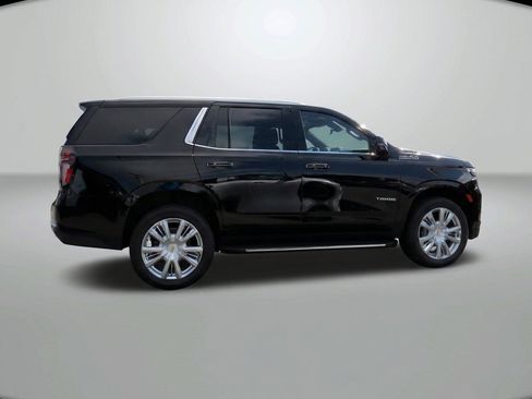 Used 2022 Chevrolet Tahoe High Country AWD/4WD image 10