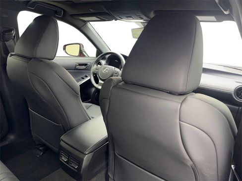 Used 2024 Lexus IS 500 image 41