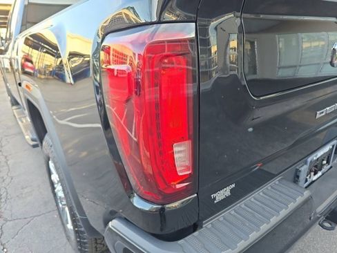 Used 2023 GMC Sierra 2500 Denali image 36