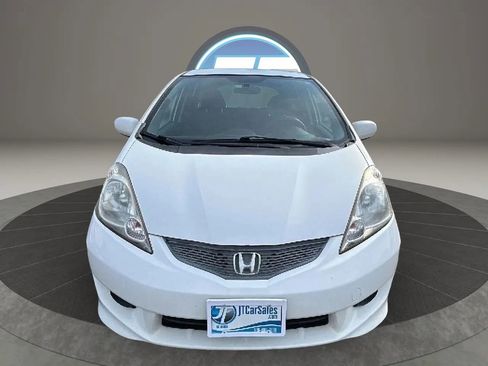 Used 2010 Honda Fit Sport image 29