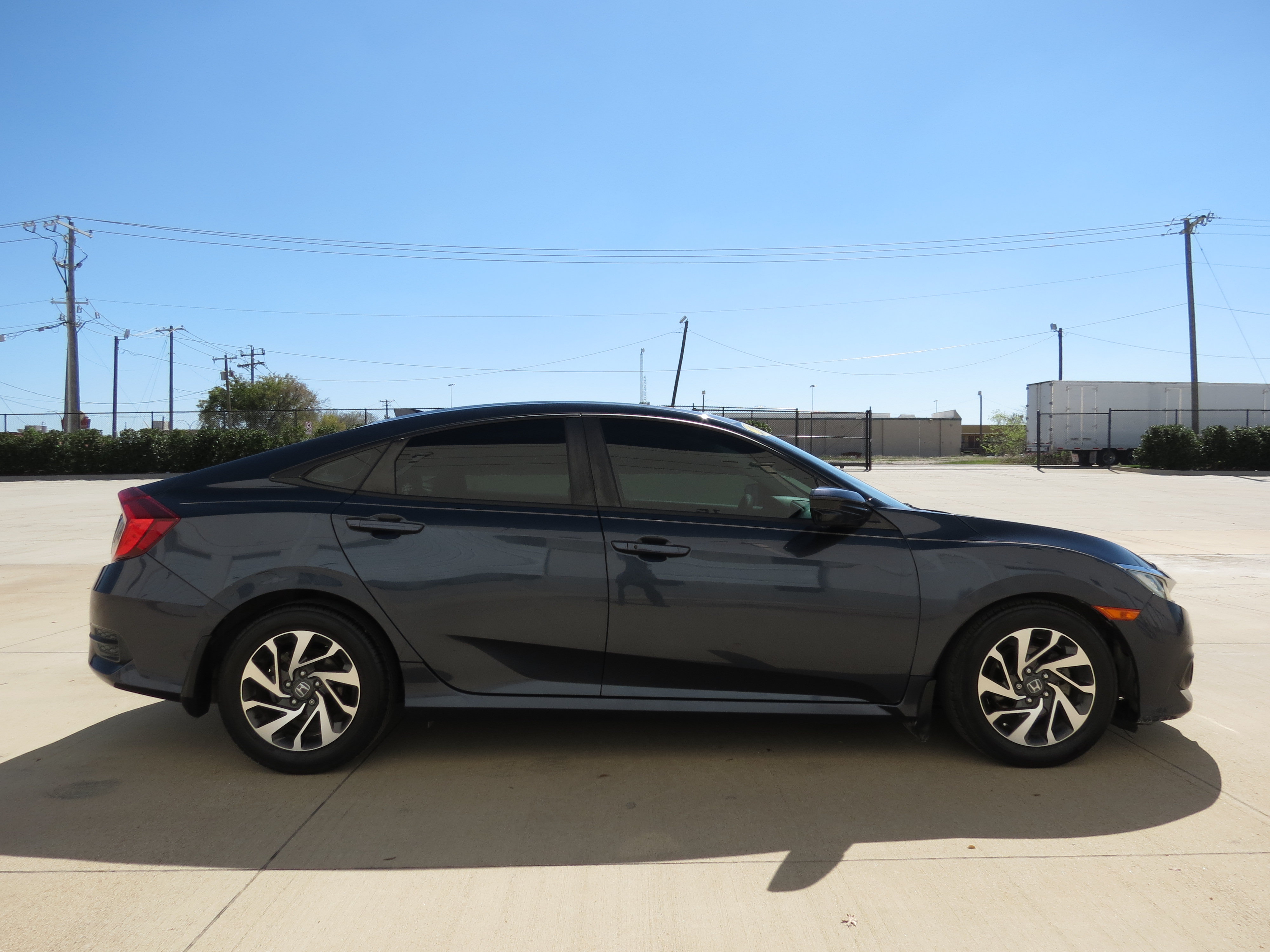 Used 2017 Honda Civic EX image 6