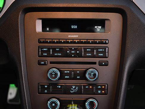 Used 2012 Ford Mustang GT Premium w/ HID Headlamps & Security Pkg image 43