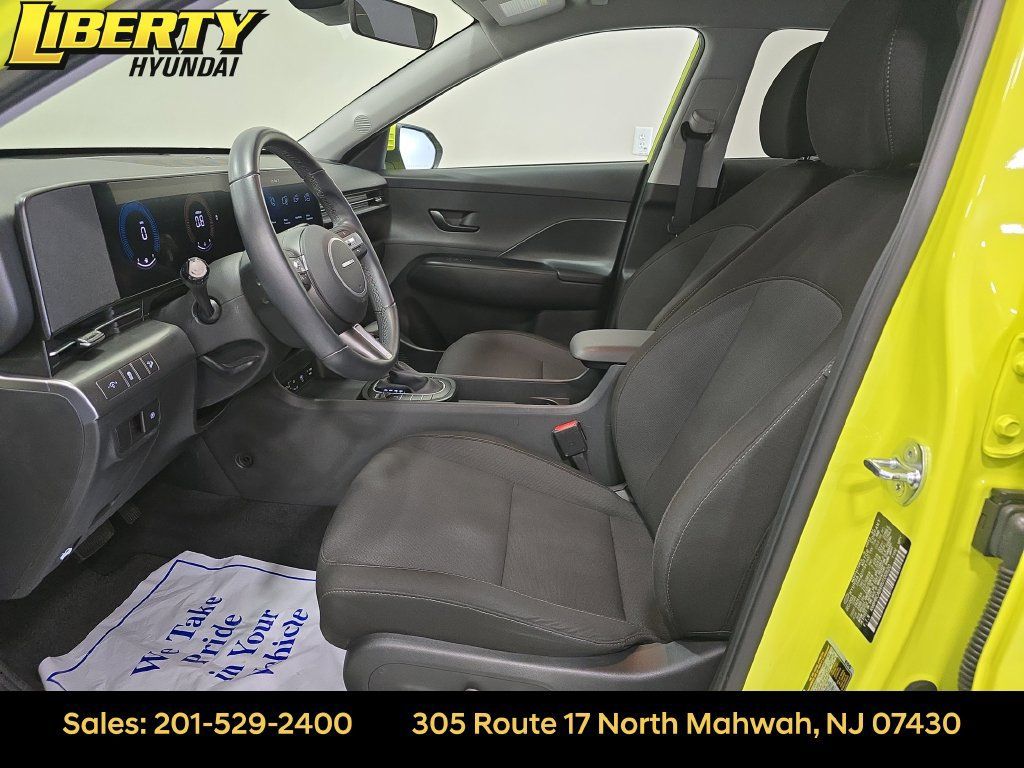 Certified 2024 Hyundai Kona SEL AWD/4WD image 10
