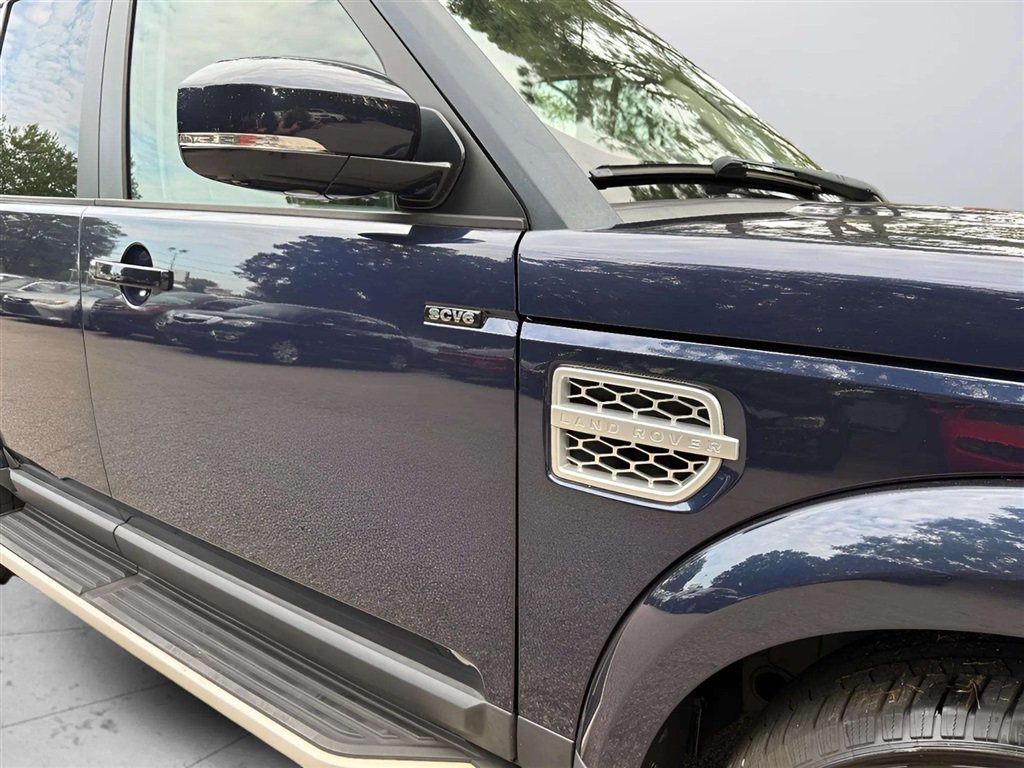 Used 2016 Land Rover LR4 HSE LUX AWD/4WD image 26