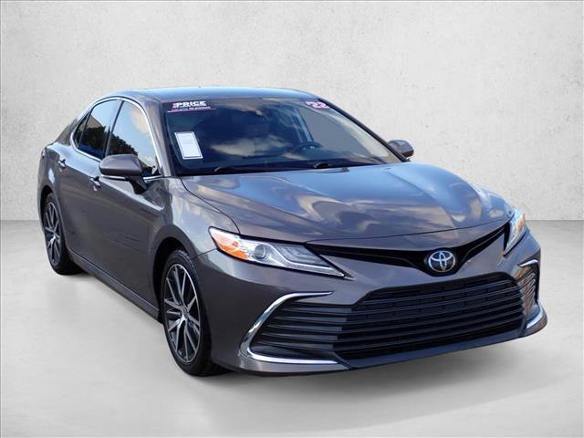 Used 2022 Toyota Camry XLE w/ Carpet Mat Package (TMS) FWD image 6