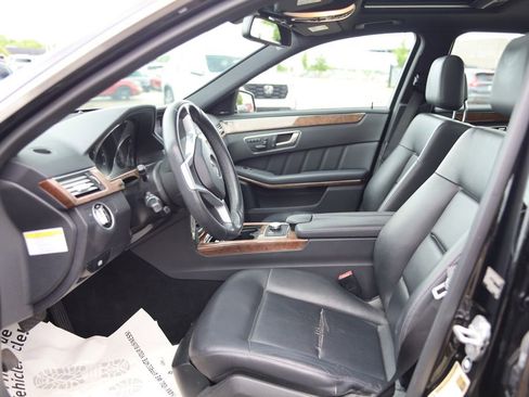 Used 2013 Mercedes-Benz E 350 4MATIC Sedan image 13