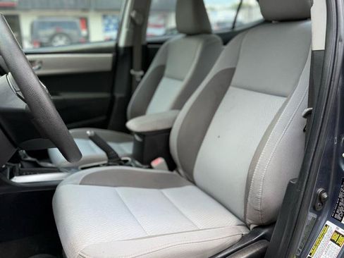 Used 2017 Toyota Corolla LE FWD image 8