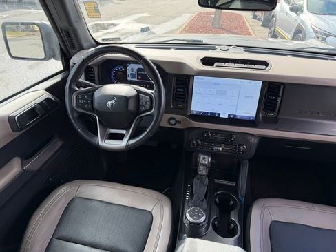 Used 2022 Ford Bronco Wildtrak image 19