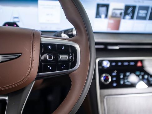 Used 2025 Genesis GV80 3.5T Prestige image 22