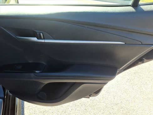 Certified 2025 Toyota Camry SE w/ Convenience Package FWD image 19
