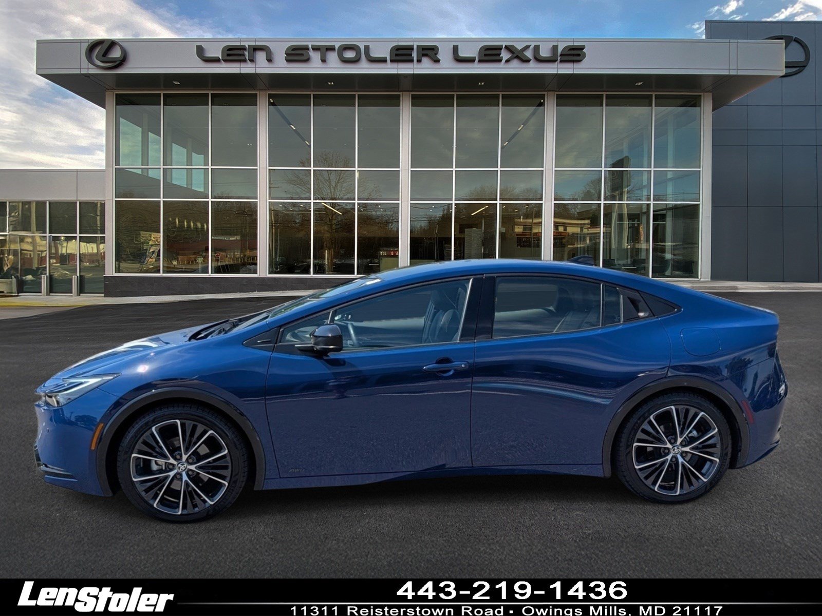 Used 2024 Toyota Prius Limited w/ Limited Premium Package AWD/4WD image 6