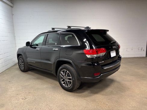 Used 2019 Jeep Grand Cherokee Limited AWD/4WD image 9