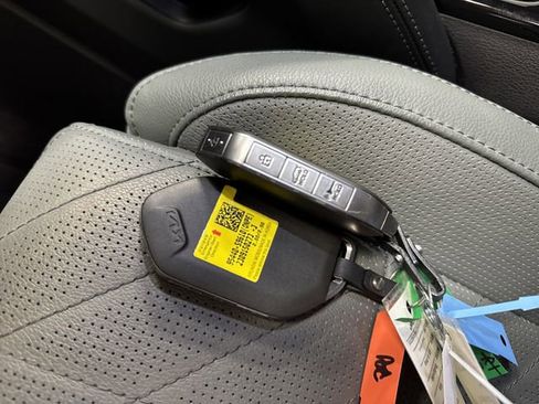 Used 2024 Kia Telluride SX X-Pro image 29