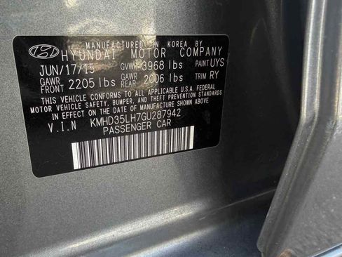 Used 2016 Hyundai Elantra GT w/ Option Group 02 image 14