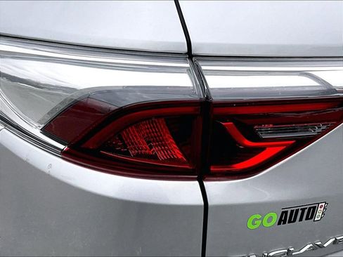 Used 2022 Buick Enclave Premium image 27