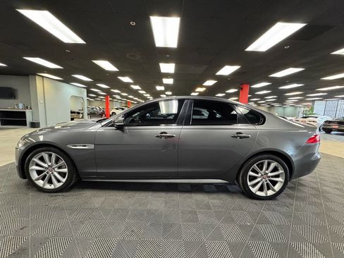 Used 2016 Jaguar XF R-Sport image 9