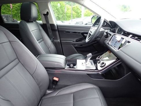 Used 2023 Land Rover Range Rover Evoque SE AWD/4WD image 10