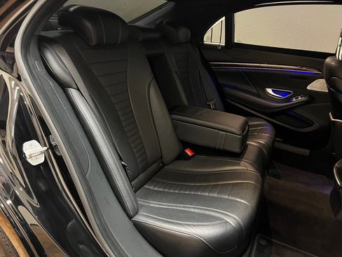 Used 2014 Mercedes-Benz S 550 Sedan image 35