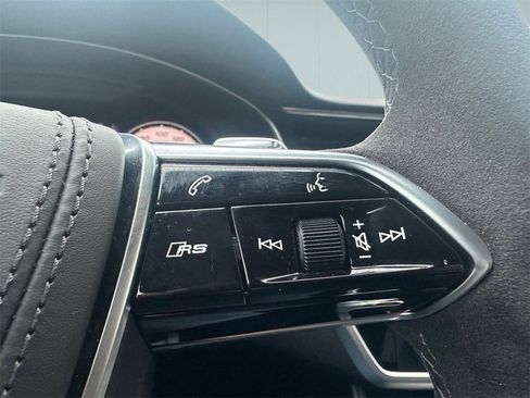 Used 2025 Audi RS 6 performance image 21