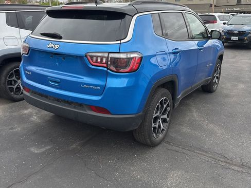 Used 2025 Jeep Compass Limited image 6
