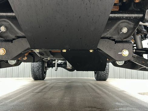 Used 2025 GMC Sierra 3500 Denali w/ Denali Reserve Package image 15