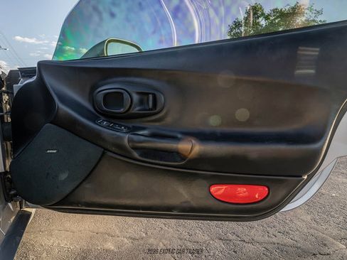 Used 2004 Chevrolet Corvette Z06 w/ Memory Package RWD image 28