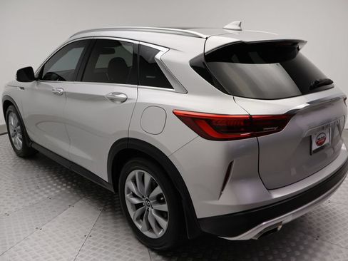 Used 2021 INFINITI QX50 Luxe w/ Cargo Package FWD image 11