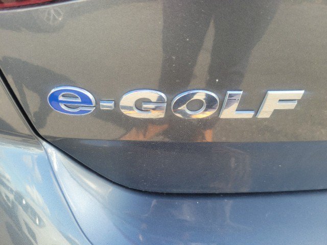Used 2019 Volkswagen e-Golf SEL Premium FWD image 16