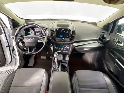 Used 2019 Ford Escape SE FWD image 31