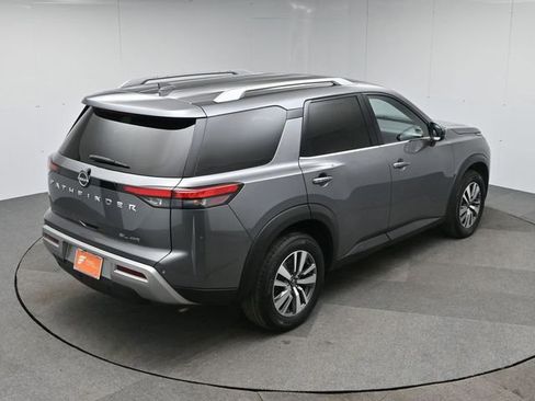 Used 2022 Nissan Pathfinder SL image 49