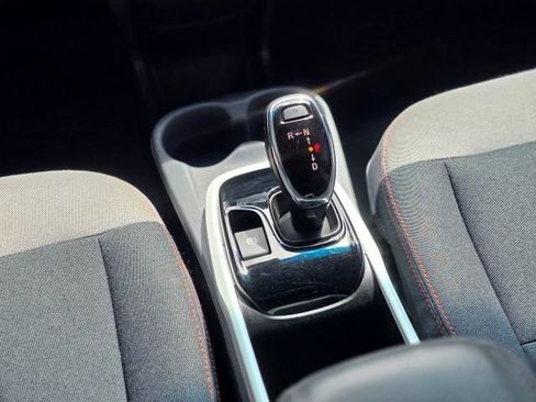 Used 2021 Chevrolet Bolt LT FWD image 26