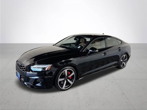 Used 2022 Audi A5 2.0T Prestige w/ Black Optic Plus Package AWD/4WD image 2